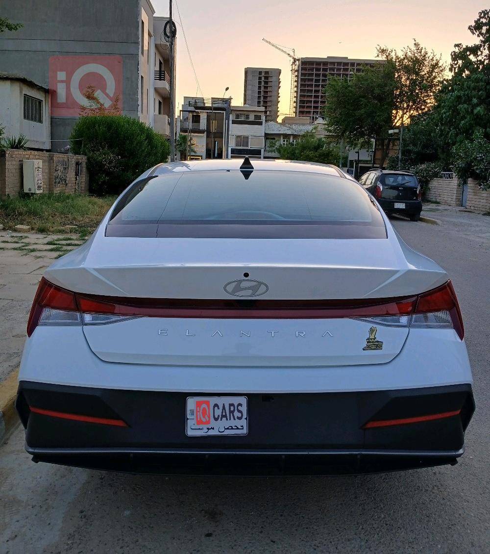 هيونداي النترا